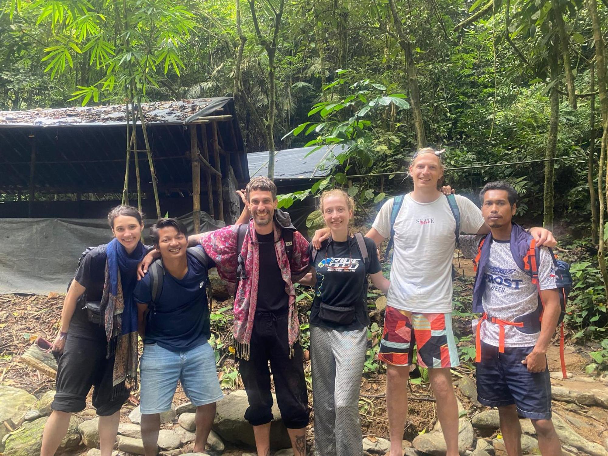 بوكيت لاوانج Lucky Bamboo'Bungalows-Resto And Orangutan Jungle Trekking Tours المظهر الخارجي الصورة